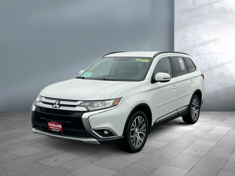 Used 2016 Mitsubishi Outlander SEL Crossovers