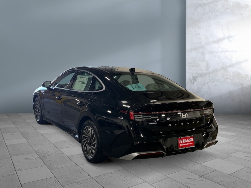 2026 Hyundai Sonata Hybrid