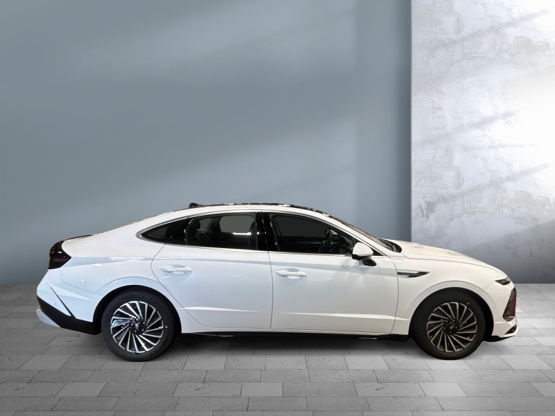 2027 Hyundai Sonata Hybrid