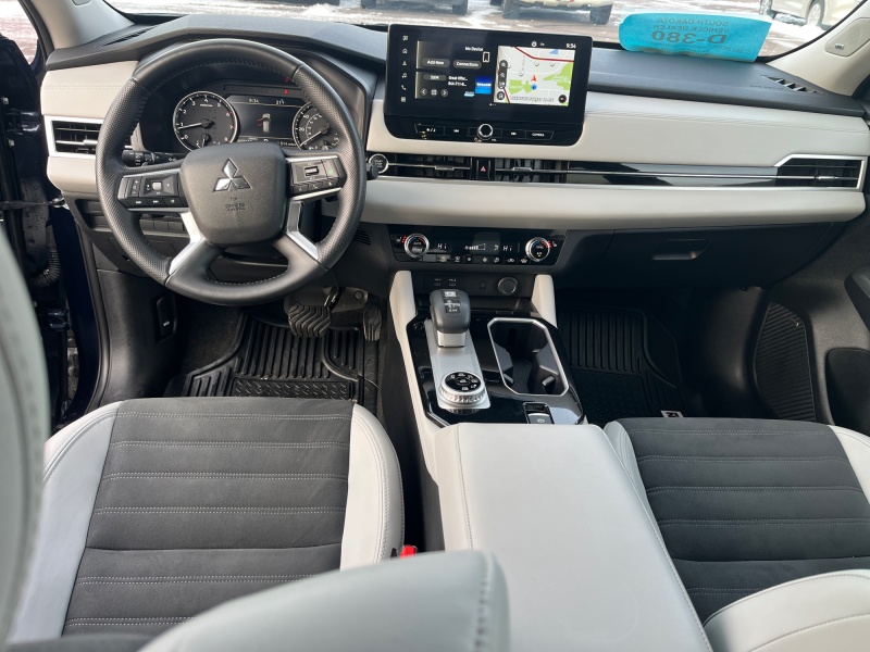 2025 Mitsubishi Outlander