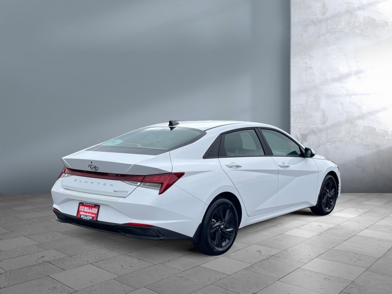 2023 Hyundai Elantra Hybrid