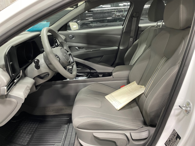 2023 Hyundai Elantra Hybrid