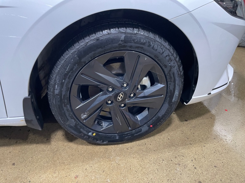 2023 Hyundai Elantra Hybrid