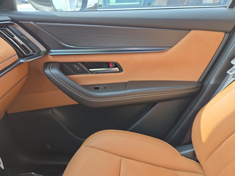 2025 Mazda CX-70