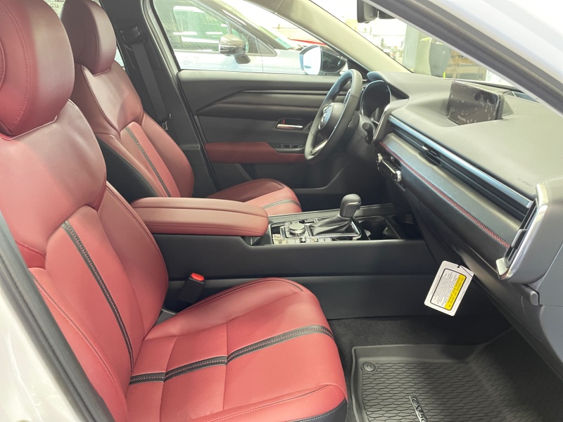 2025 Mazda CX-50 Hybrid