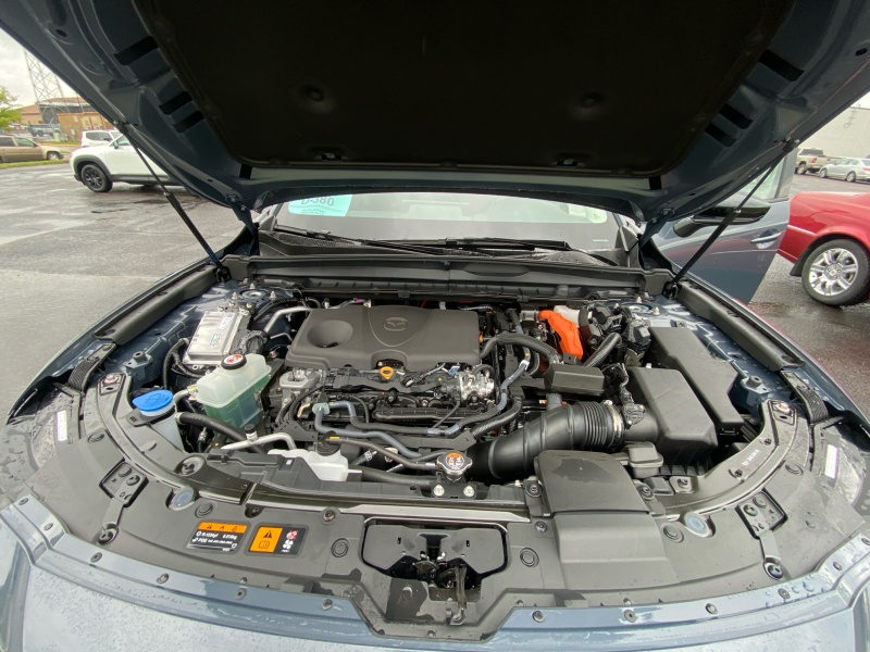 2025 Mazda CX-50 Hybrid