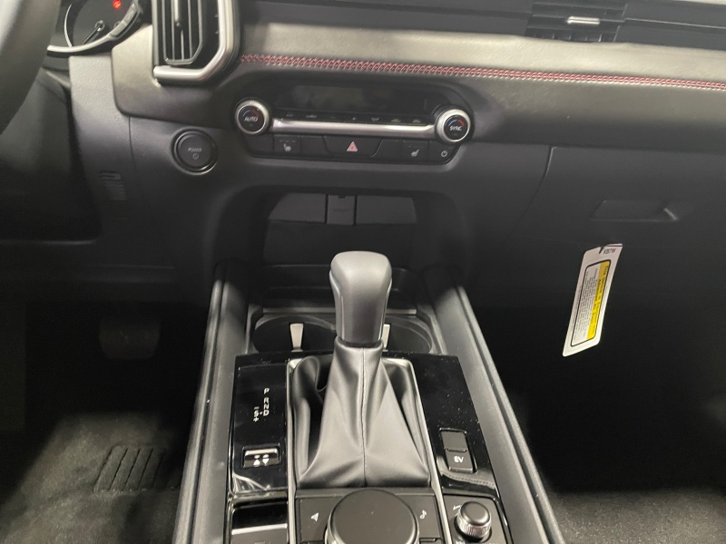 2025 Mazda CX-50 Hybrid