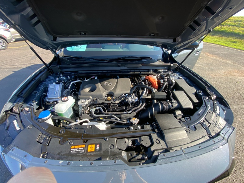 2025 Mazda CX-50 Hybrid