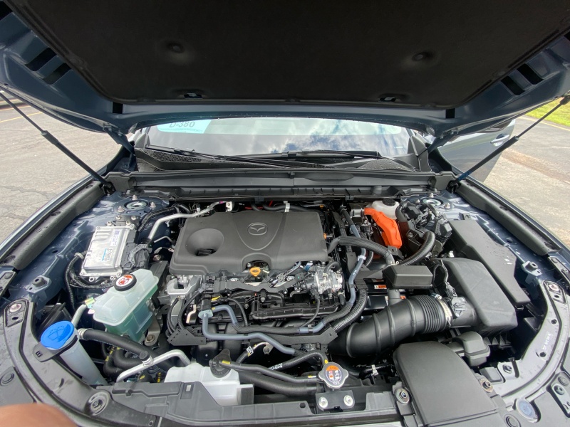 2025 Mazda CX-50 Hybrid