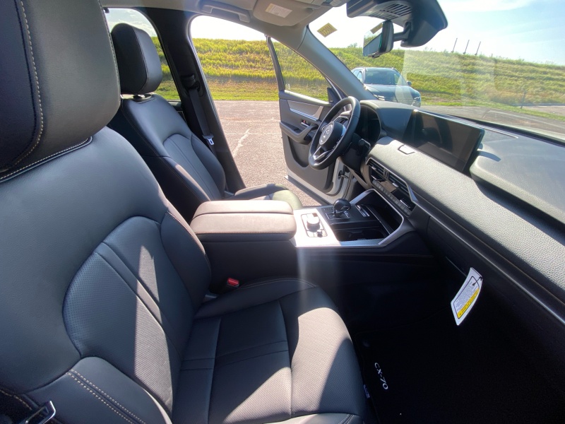 2025 Mazda CX-70