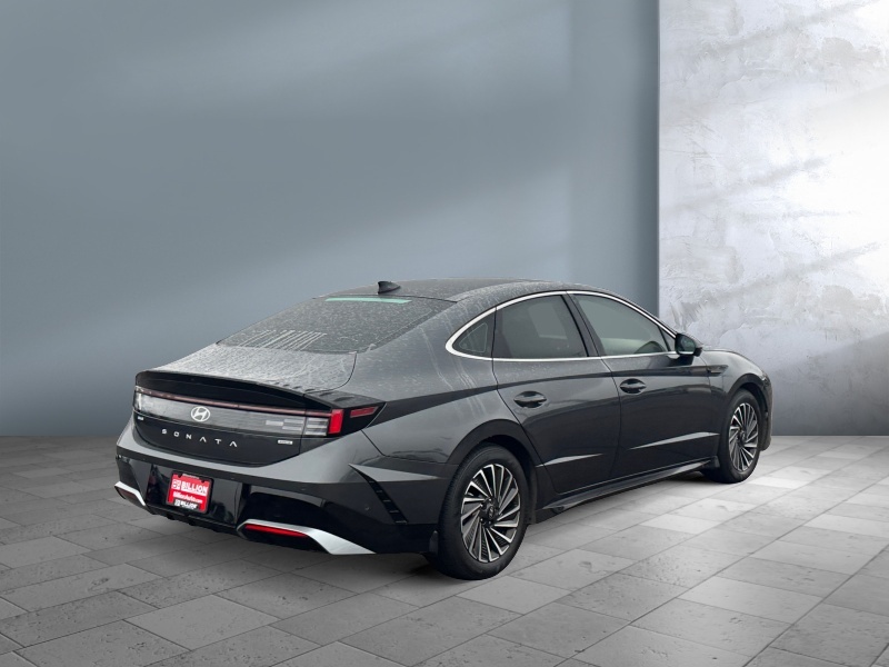 2024 Hyundai Sonata Hybrid