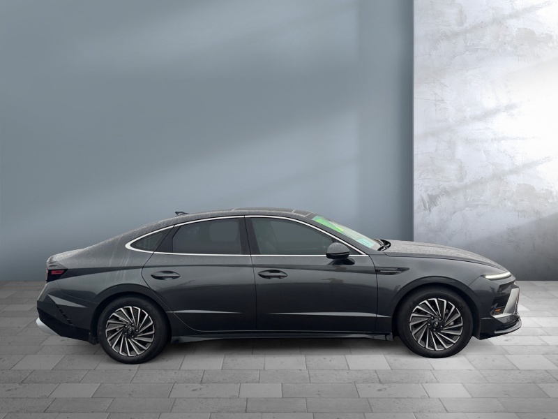 2024 Hyundai Sonata Hybrid