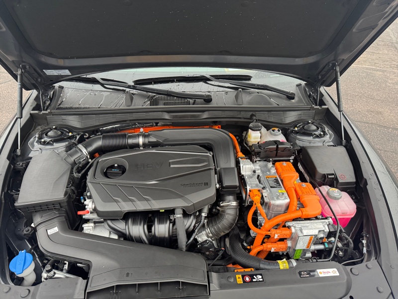 2024 Hyundai Sonata Hybrid