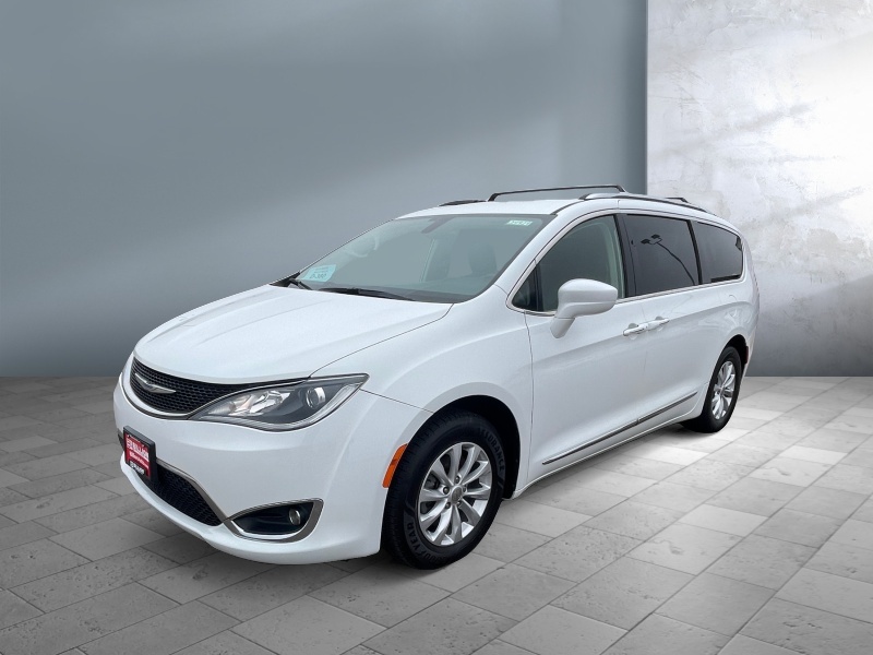 Used 2019 Chrysler Pacifica Touring L Van