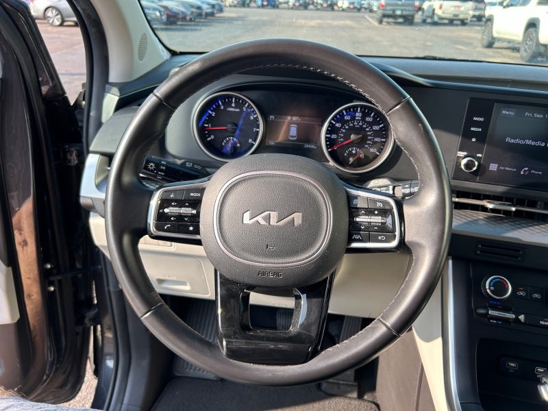 2023 Kia Carnival