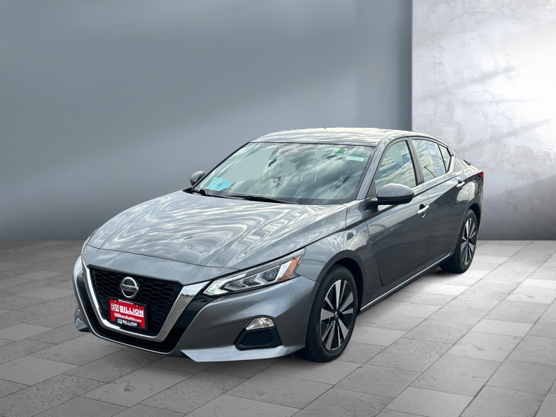 Used 2021 Nissan Altima 2.5 SV Car