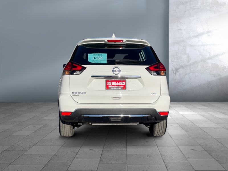 2020 Nissan Rogue