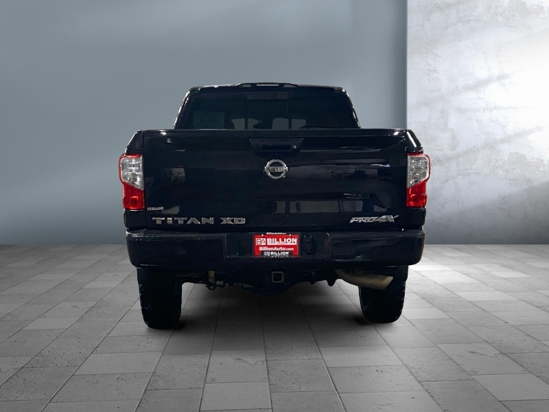 2016 Nissan Titan XD