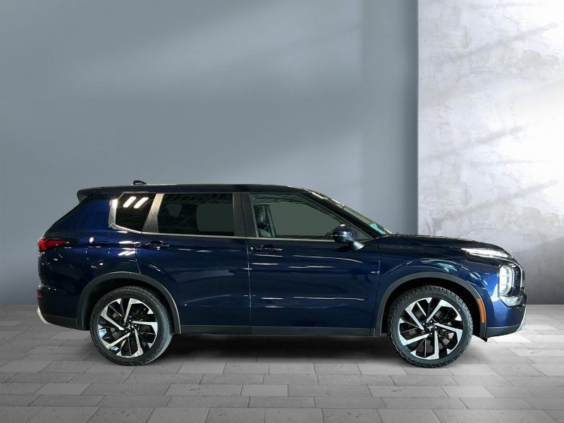 2022 Mitsubishi Outlander