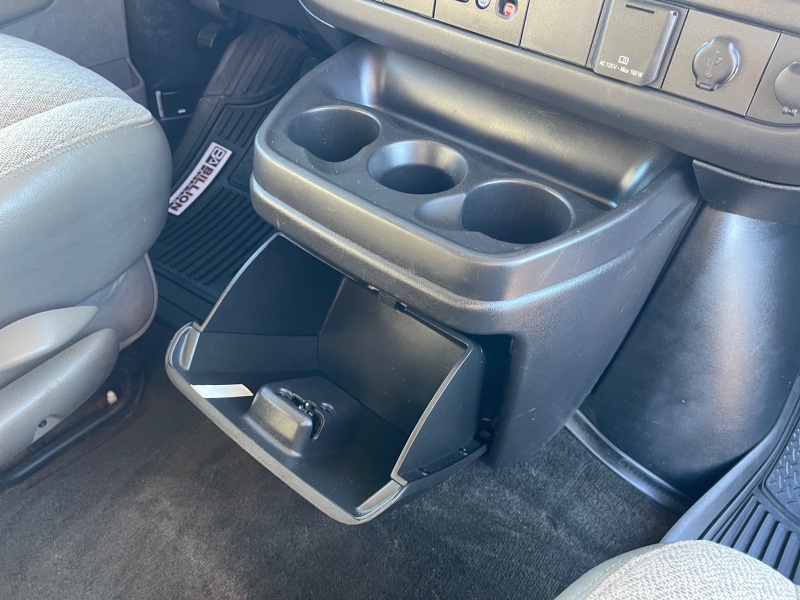 2017 Chevrolet Express Passenger