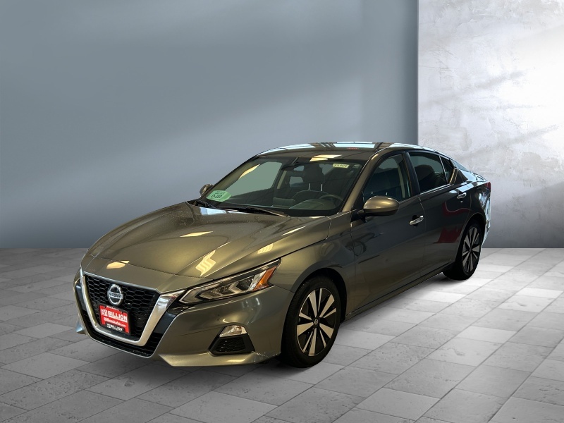 Used 2021 Nissan Altima 2.5 SV Car