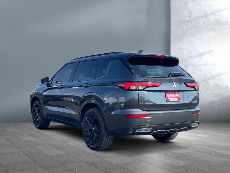 2025 Mitsubishi Outlander Plug-In Hybrid