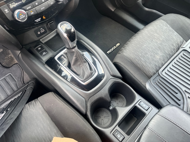 2020 Nissan Rogue