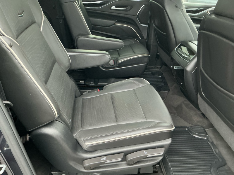 2023 Cadillac Escalade ESV