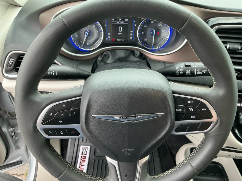 2023 Chrysler Voyager