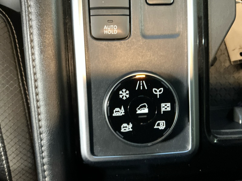 2022 Nissan Pathfinder