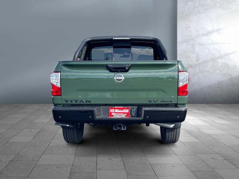 2024 Nissan Titan