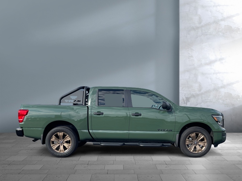 2024 Nissan Titan