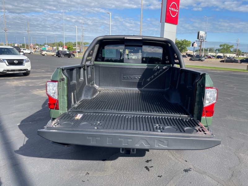 2024 Nissan Titan