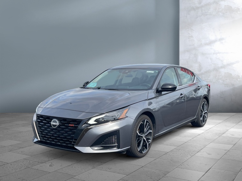 Used 2023 Nissan Altima 2.5 SR Car
