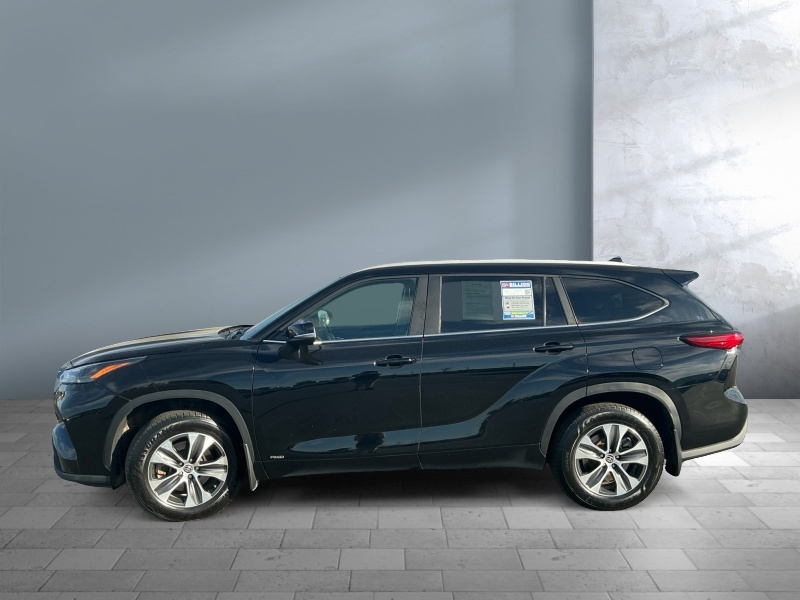 Used 2023 Toyota Highlander Hybrid XLE SUVs