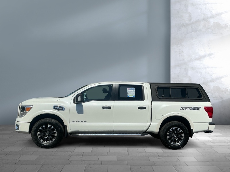 2017 Nissan Titan