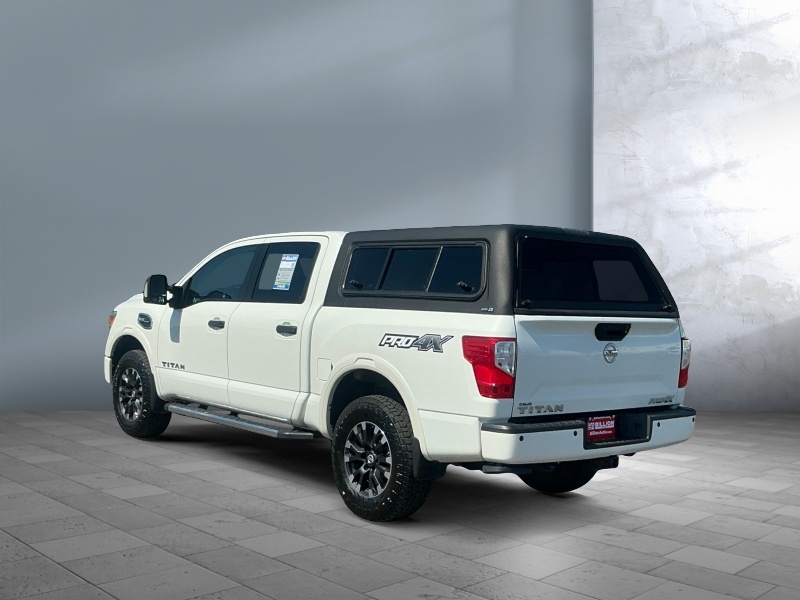 2017 Nissan Titan