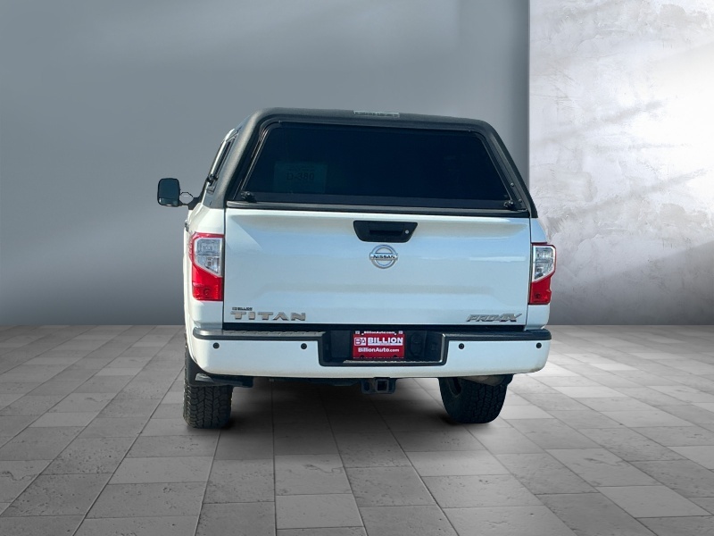 2017 Nissan Titan