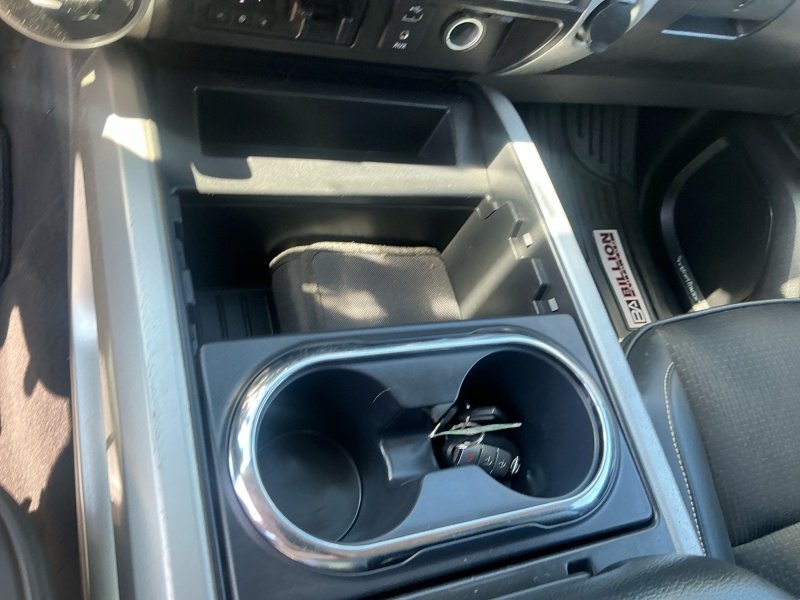 2017 Nissan Titan