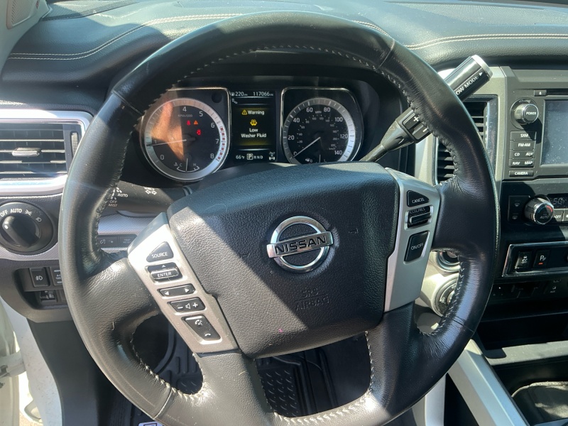 2017 Nissan Titan