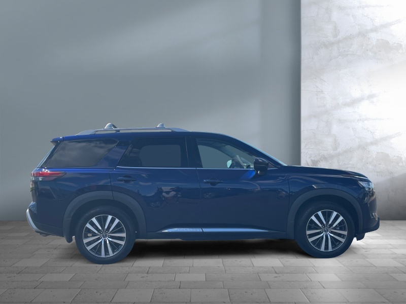 2022 Nissan Pathfinder