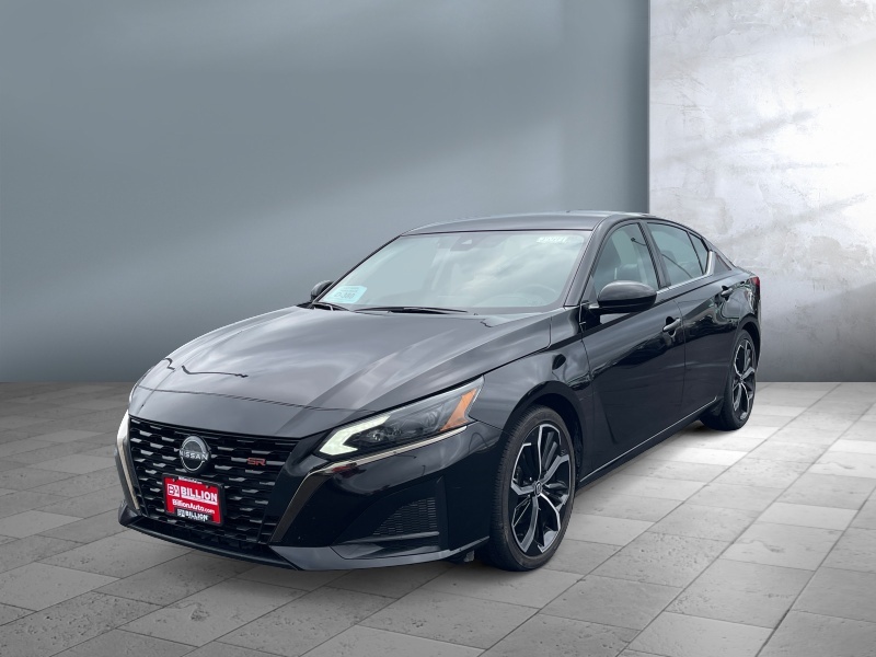 Used 2023 Nissan Altima 2.5 SR Car