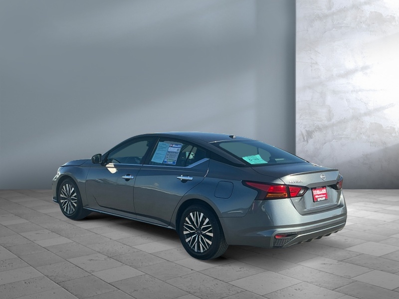 2023 Nissan Altima