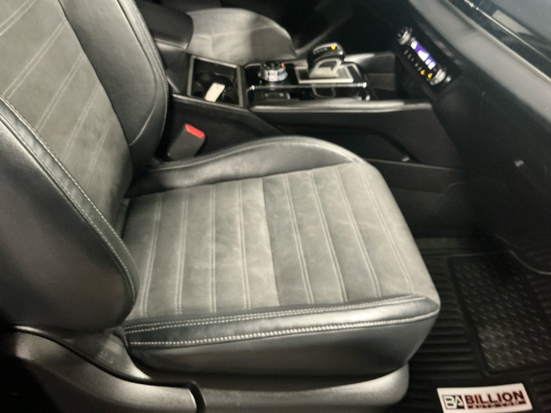 2023 Mitsubishi Outlander