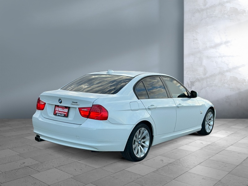 2011 BMW 3 Series