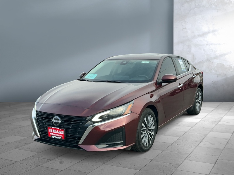 Used 2023 Nissan Altima 2.5 SV Car