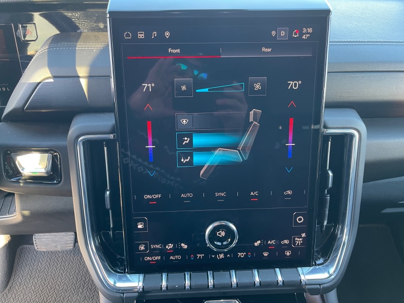 2025 GMC Yukon XL