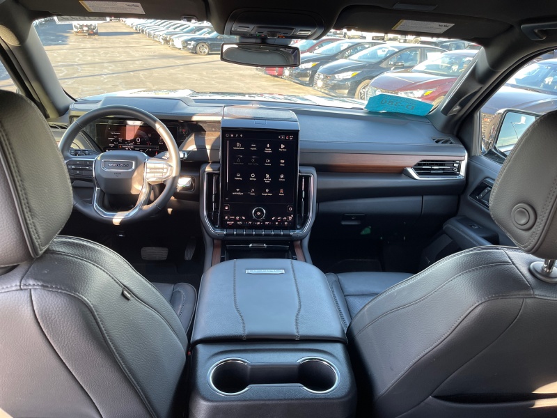 2025 GMC Yukon XL