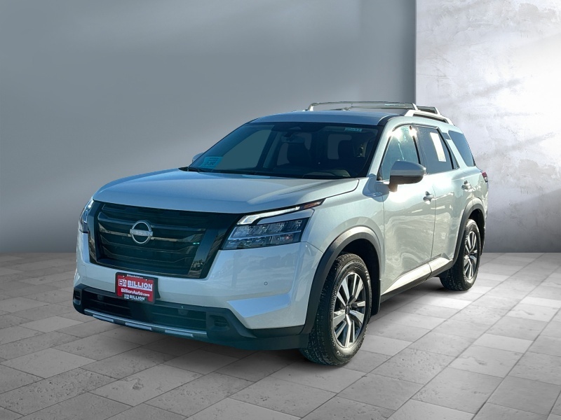 Used 2023 Nissan Pathfinder SL SUVs