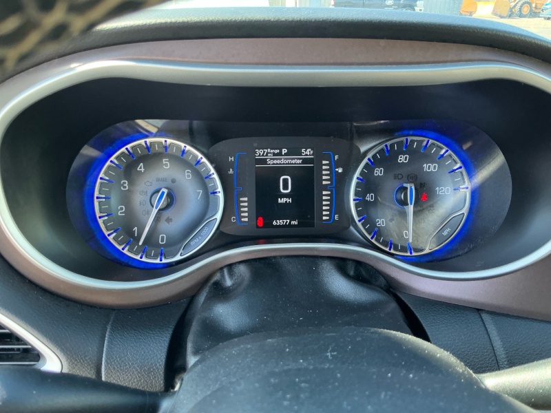 2022 Chrysler Voyager